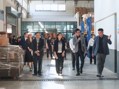 DECO ต้อนรับคณะผู้บริหารกระทรวงการคลัง, กรมสรรพสามิต และ อะมานะฮ์ ลิสซิ่ง 02