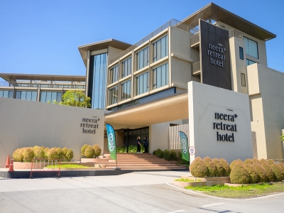 DECO 8th Anniversary 02